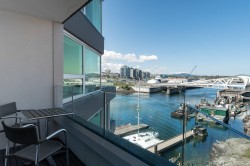 401-1234 Wharf St Victoria, BC V8W 3H9