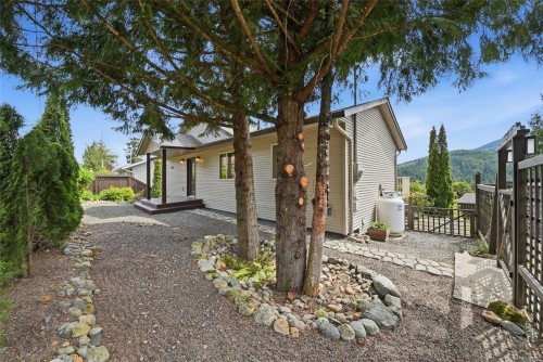 1758 Martini Way, Qualicum Beach, BC 