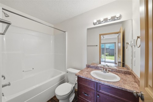 1758 Martini Way, Qualicum Beach, BC 