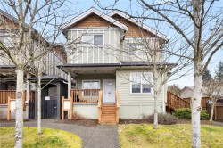 102-582 Rosehill St Nanaimo, BC V9S 1H6