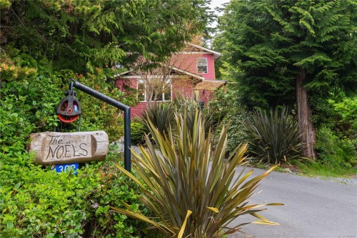 1302 Victoria Rd, Ucluelet, BC 