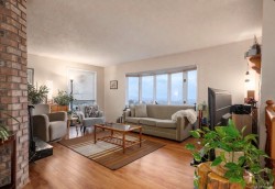 1085 College Dr Nanaimo, BC V9R 5V5