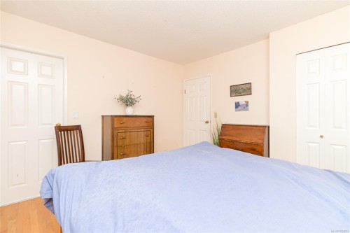 10046 Judson Pl, Sidney, BC 