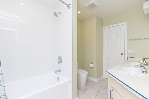 10046 Judson Pl, Sidney, BC 