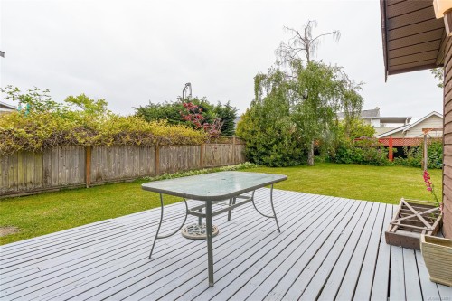 10046 Judson Pl, Sidney, BC 