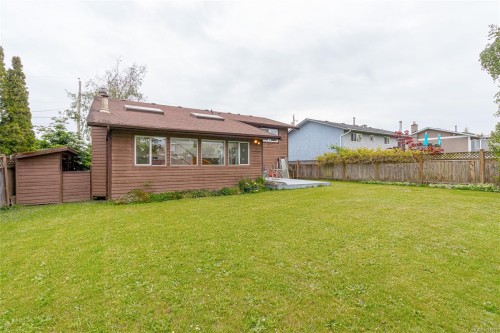10046 Judson Pl, Sidney, BC 