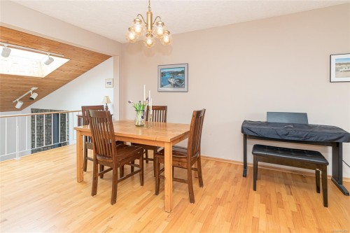 10046 Judson Pl, Sidney, BC 