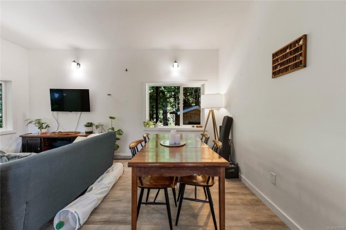 490 Rainbow Rd, Salt Spring, BC 