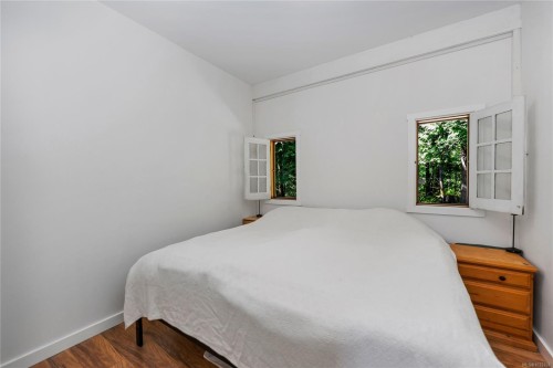 490 Rainbow Rd, Salt Spring, BC 
