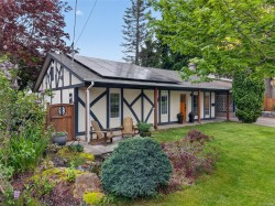 1404 Albatross Ave  Comox, BC V9M 3B2