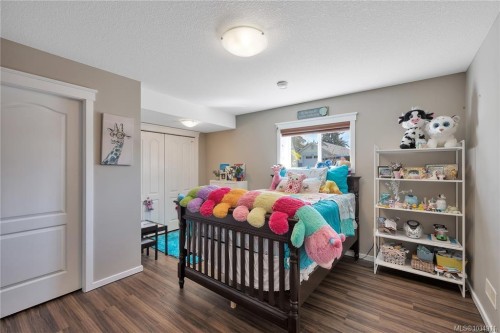 6342 Herons Pl, Duncan, BC 