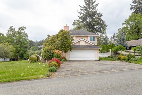 2228 Tarn Pl, Duncan, BC 