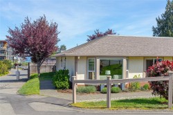 4-100 Abbey Lane Parksville, BC V9P 1N4
