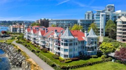 305-55 Songhees Rd Victoria, BC V9A 6T3