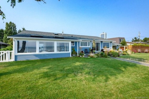 1938 Singing Sands Rd, Courtenay, BC 