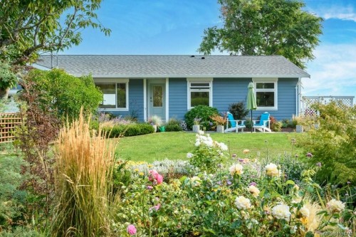 1938 Singing Sands Rd, Courtenay, BC 
