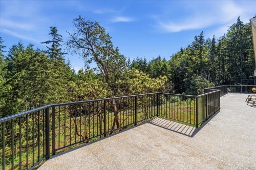 2004 Rena Rd, Nanoose Bay, BC 