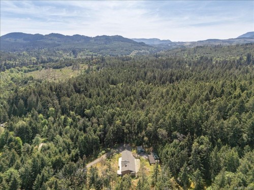 2004 Rena Rd, Nanoose Bay, BC 