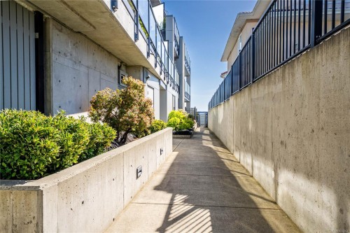 12-9667B First St, Sidney, BC - Outdoor With Exterior