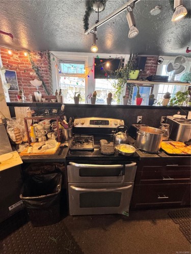504 Herald St, Victoria, BC 