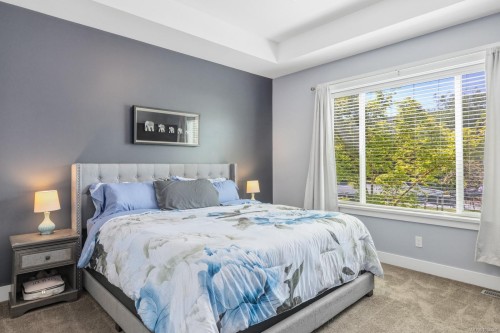 880 Pratt Rd, Mill Bay, BC 