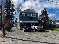 B-571 Mcphee Ave  Courtenay, BC V9N 2Z7