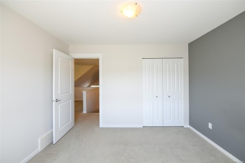 1-700 Lancaster Way, Comox, BC 
