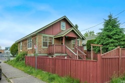 989 Fitzgerald Ave Courtenay, BC V9N 2R6
