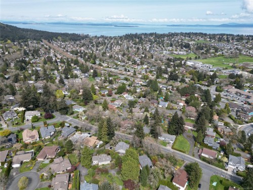 4081 Cedar Hill Rd, Saanich, BC 