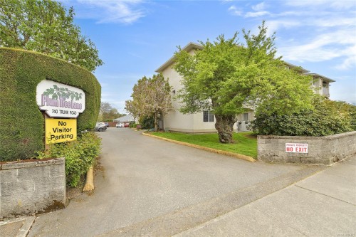 105-740 Trunk Rd, Duncan, BC - Outdoor With View
