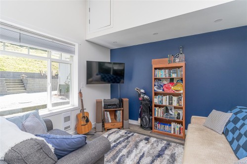 3662 Telegraph Rd, Cobble Hill, BC 