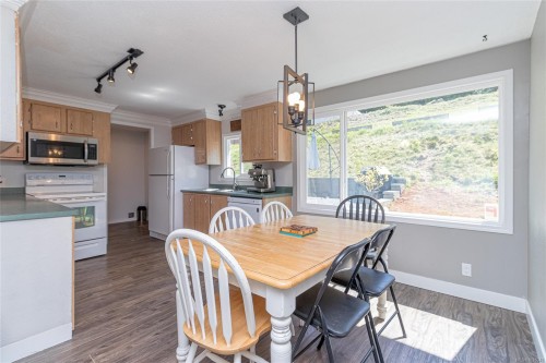 3662 Telegraph Rd, Cobble Hill, BC 