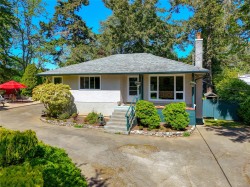 164 Island Hwy View Royal, BC V9B 1G2