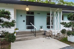 1195 Kings Rd Victoria, BC V8T 1X6