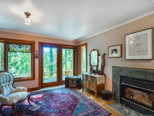 1055 Spider Lake Rd, Qualicum Beach, BC 