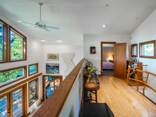 1055 Spider Lake Rd, Qualicum Beach, BC 