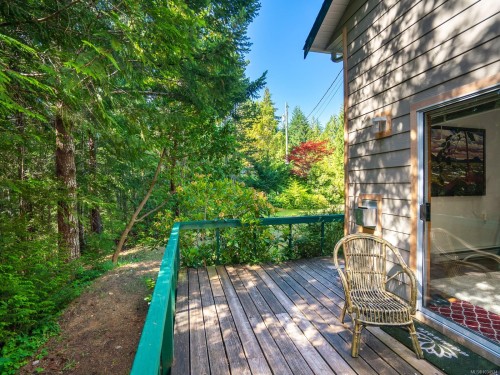 1055 Spider Lake Rd, Qualicum Beach, BC 