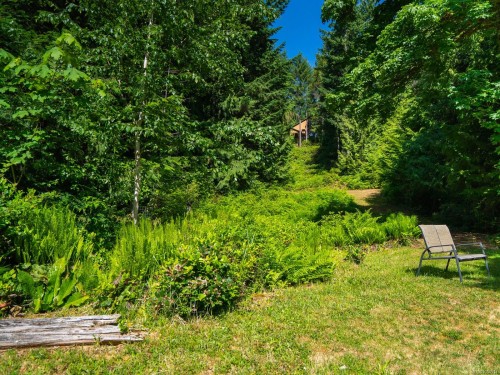 1055 Spider Lake Rd, Qualicum Beach, BC 