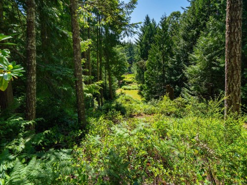 1055 Spider Lake Rd, Qualicum Beach, BC 