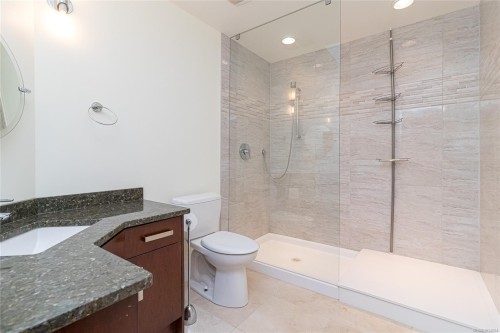 9708A Third St, Sidney, BC 
