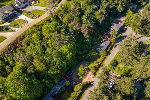 1545 Kye Bay Rd  Comox, BC V9M 3T7
