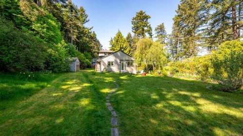 1545 Kye Bay Rd, Comox, BC - Outdoor