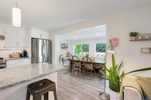 103-2500 Florence Lake Rd, Langford, BC 