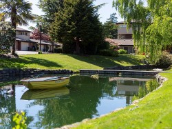 137-2345 Cedar Hill Cross Rd Oak Bay, BC V8P 5M8