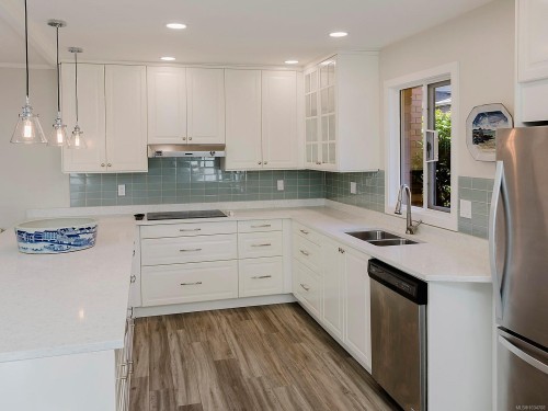 #137-2345 Cedar Hill Cross Rd, Oak Bay, BC 