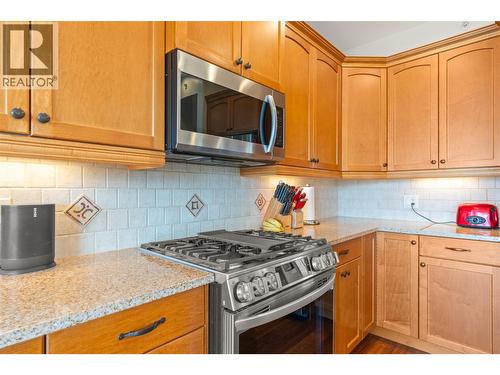 500 Balsam Court, Vernon, BC - Indoor Photo Showing Kitchen