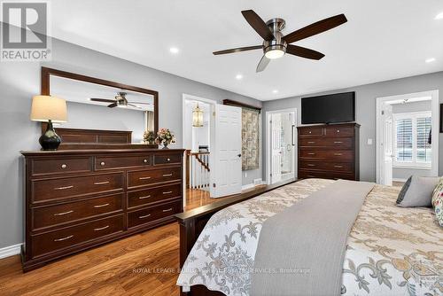 89 Stonegate Drive, Hamilton, ON - Indoor Photo Showing Bedroom