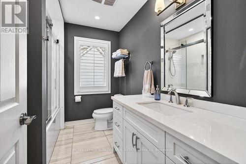 89 Stonegate Drive, Hamilton, ON - Indoor Photo Showing Bathroom