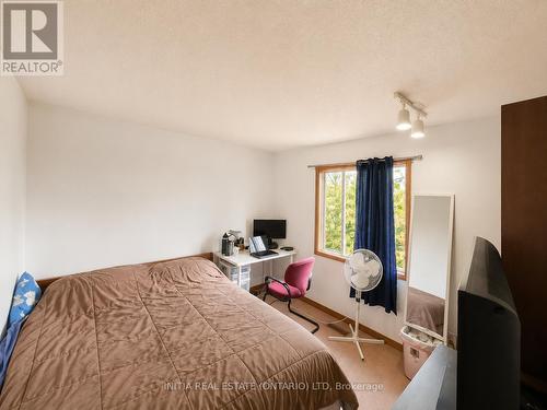 176 Chepstow Close, London North (North K), ON 