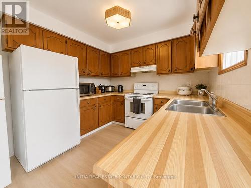 176 Chepstow Close, London North (North K), ON 